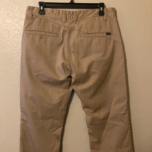 Volcom Chinos - Picture 2 of 3